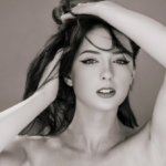 Art Model Carmilla